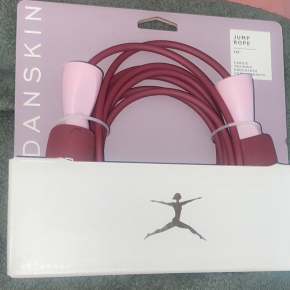 Danskin Burgundy and Pink Jump Rope - Picture 2 of 2